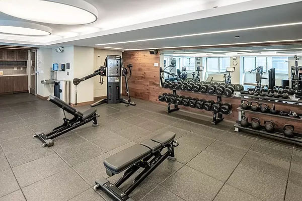 Rented by Cushman & Wakefield (Management) | media 13