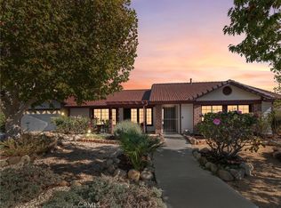 13411 Ivanpah Rd, Apple Valley, CA 92308