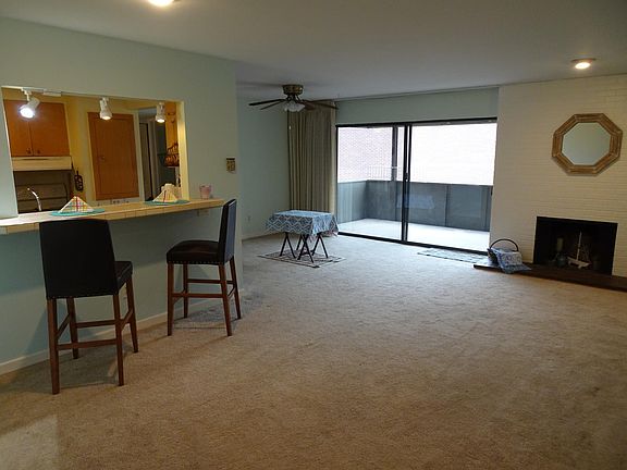 Living room, Dining room, Breakfast Bar