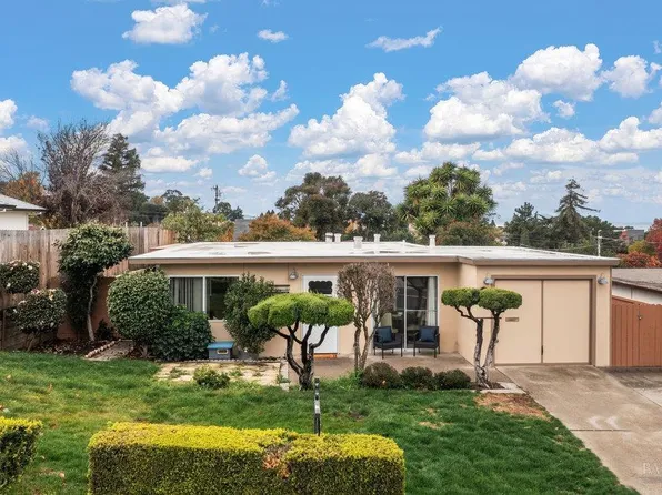850 Sunnyview Drive, Pinole, CA 94564