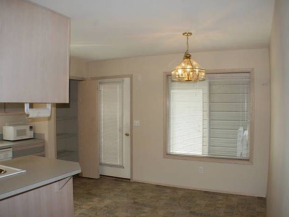 3rd image of 5124 Browns Point Blvd NE APT A