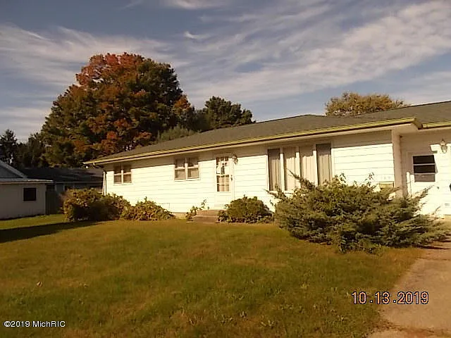 165 Race St photo 1