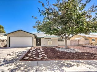 1833 Blackhawk Rd, Las Vegas, NV 89108