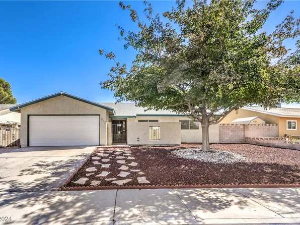 1833 Blackhawk Rd, Las Vegas, NV 89108