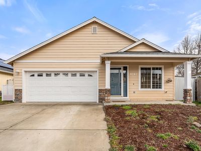 8212 Kestrel Way, White City, OR, 97503