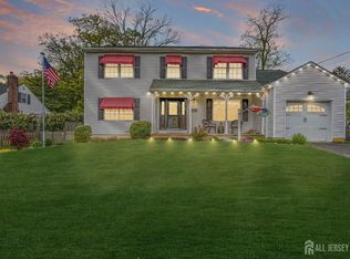 2207 Old Mill Rd, Spring Lake, NJ 07762