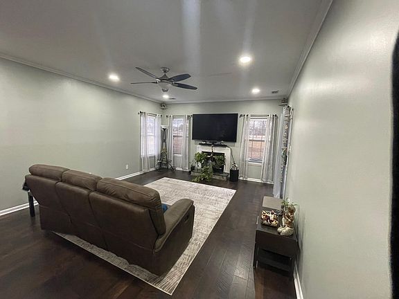 4th image of 1777 Grand Bay Dr