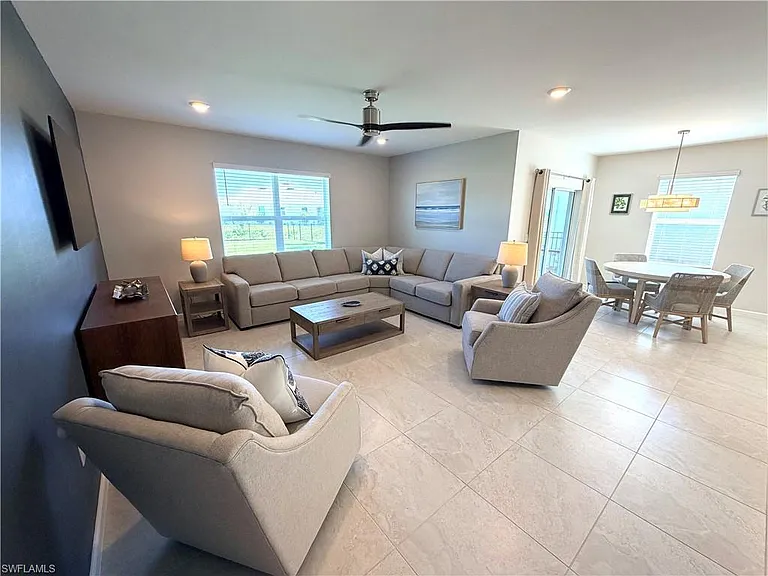 42425 Cascade Dr — Photo 4