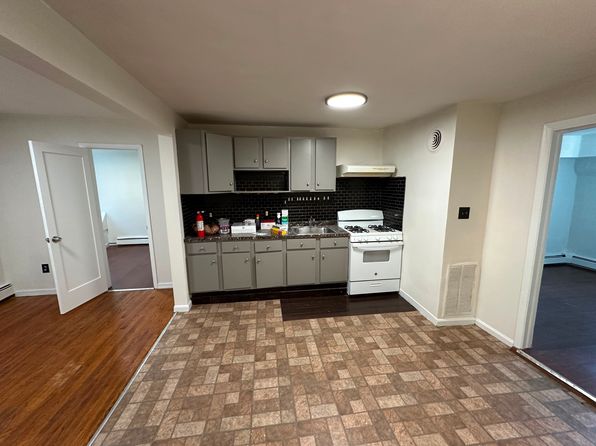 576-584 S 1st Ave APT B