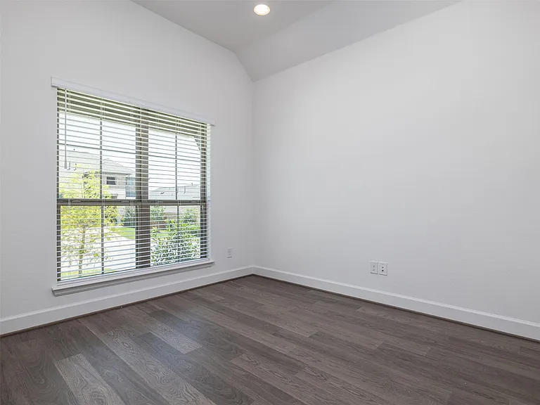 217 Gary Wayne Dr — Photo 4