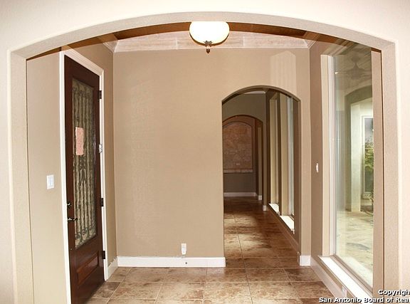3rd image of 422 Cameron Cir