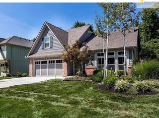 6418 Roundtree St, Shawnee, KS 66226