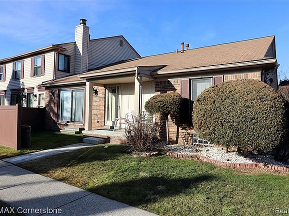 2nd image of 41089 Southwind Dr
