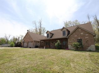 16519 E State Highway 8, Mineral Point, MO 63660