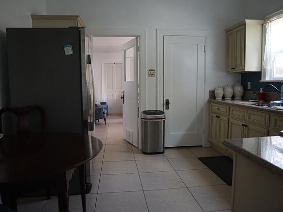 5th image of 7394 Bonita Dr