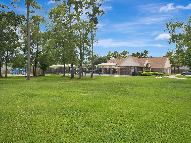 29198 Legends Green Dr — Photo 43