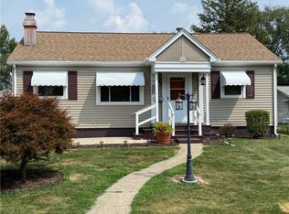 1312 S Lawn Dr, Mattoon, IL