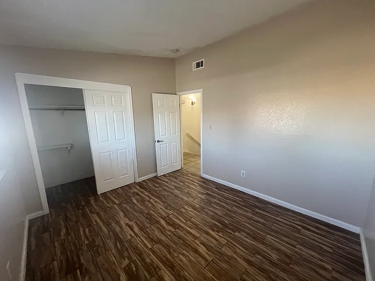 4600 Beechwood St #71 — Photo 12