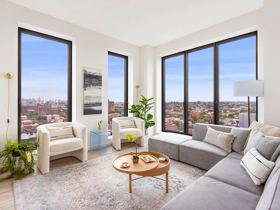 545 Vanderbilt Ave #21D