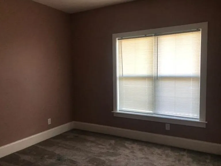 142 Candlewood Dr — Photo 16