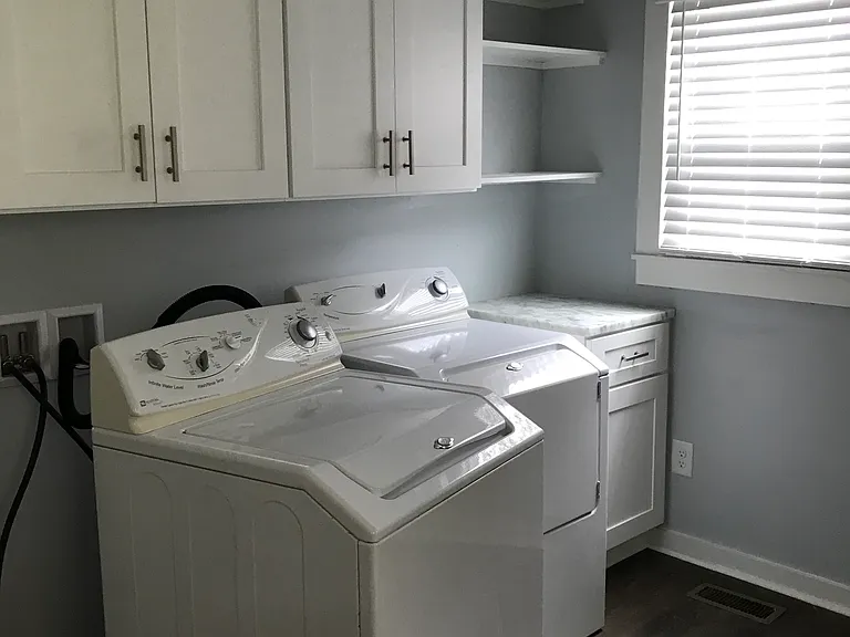 1508 Ward Ave NE — Photo 6