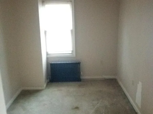 916 Penn St, Harrisburg, PA 17102