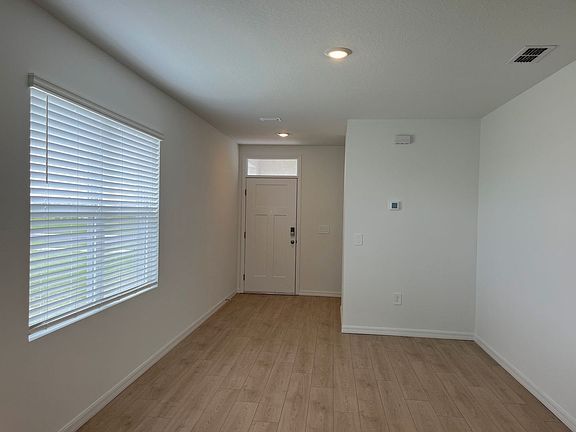 5th image of 3304 White Indigo Rd
