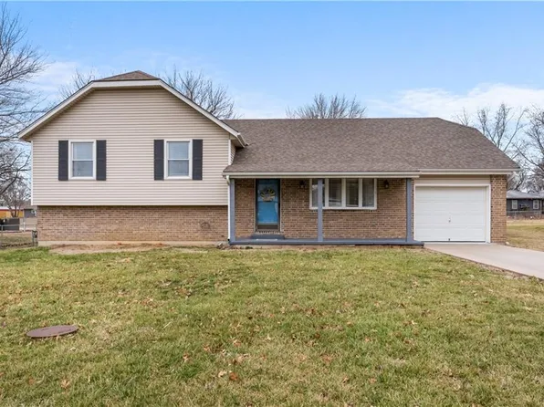 307 E Hickory St, Drexel, MO 64742