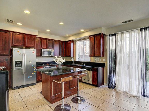 4th image of 21 Cape Hatteras Pl