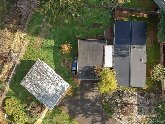 4th image of 1921 208th St E APT 56