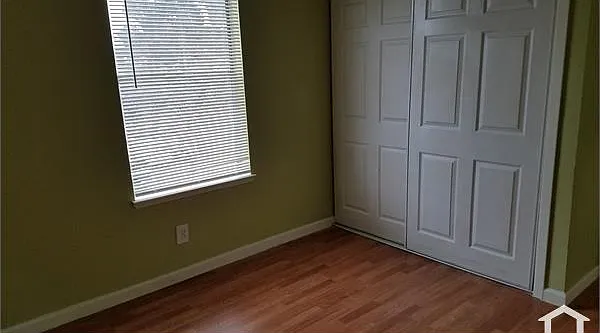 3 bed, 835 sqft, $2,400 — Photo 4