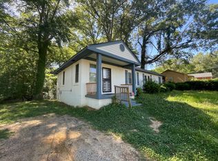 2835 N Highland Rd, Memphis, TN 38128