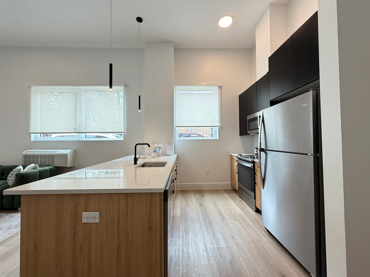 36 Madison St — Photo 2