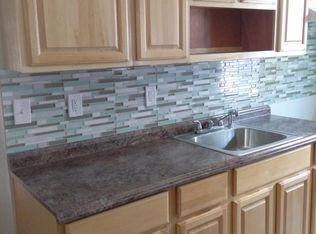432 Ashley St, Perth Amboy, NJ 08861