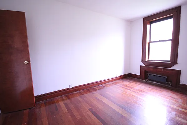 Rented by Compass | media 25