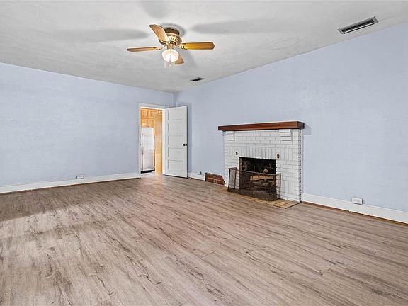 2nd image of 3 McAlpine Dr