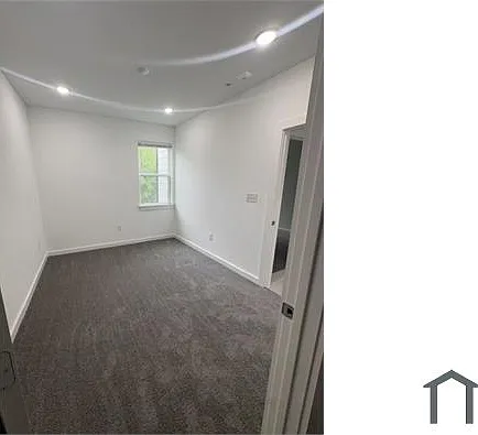 8503 S Flores St — Photo 19