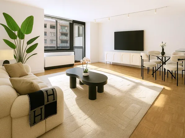 250 East 40th Street image 1 of 15