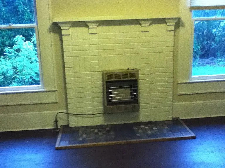 306 Grady St — Photo 3
