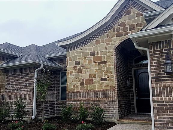 3rd image of 909 Thistle Hill Trl