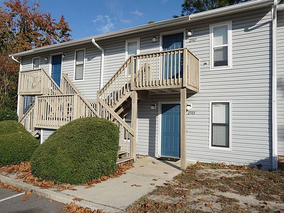 3rd image of 2505 Flint Dr
