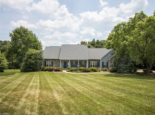 5700 Fox Hound Dr, Oak Ridge, NC 27310