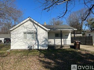23596 Blackburn Rd, Bedford, OH 44146