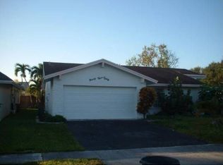 9380 NW 37th Ct, Sunrise, FL 33351