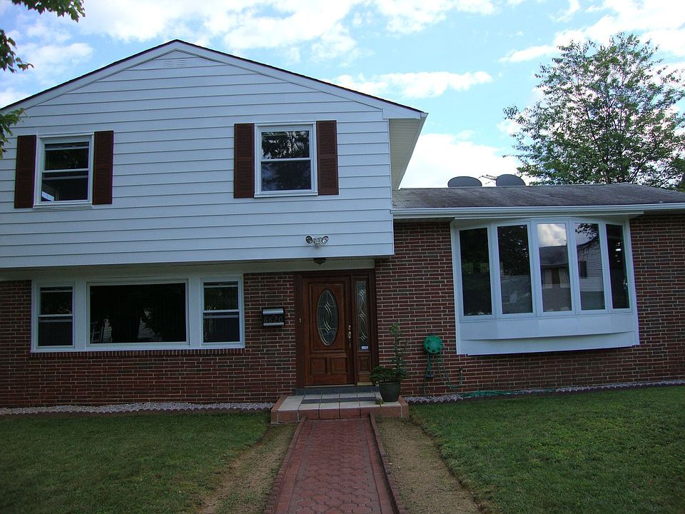6820 Cherokee Drive