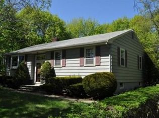 26 Grapevine Rd, Gloucester, MA 01930