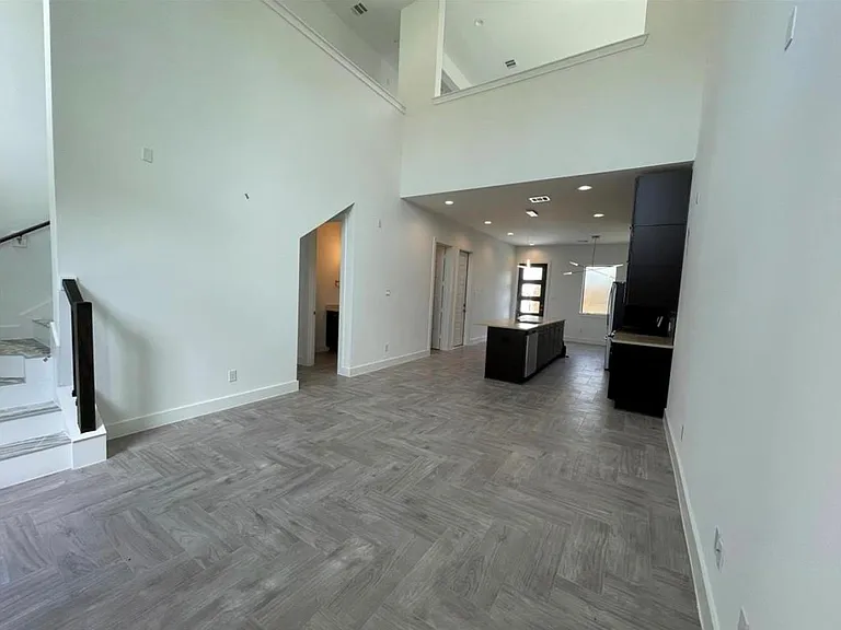 1703 Cedrocanna Ln — Photo 3