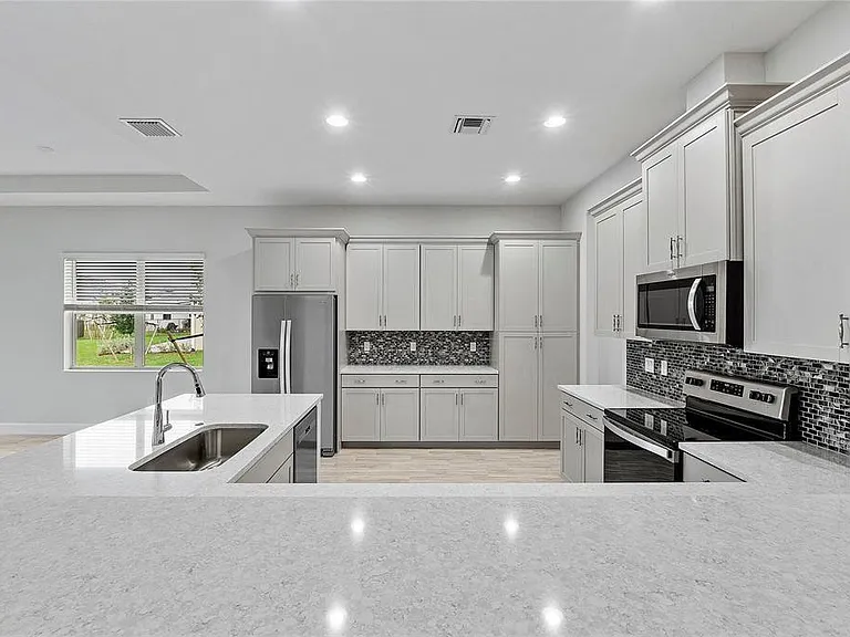 5218 Liberty Ln — Photo 11