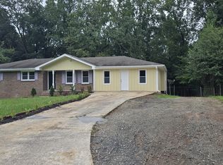4462 Bryant Dr, Lilburn, GA 30047