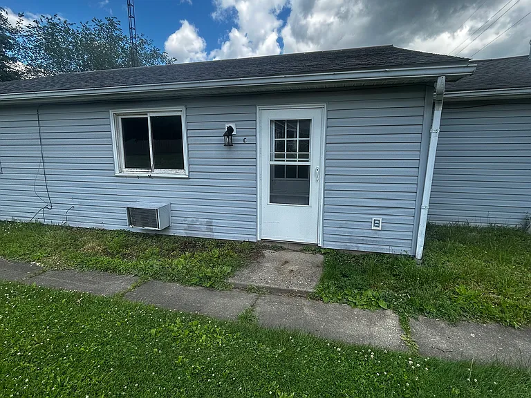 1244 N Johnson Ave #C — Photo 2